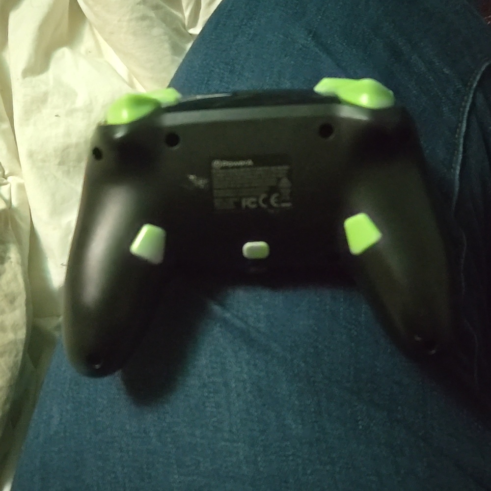 Micro-USB switch controller - Picture 2 of 2
